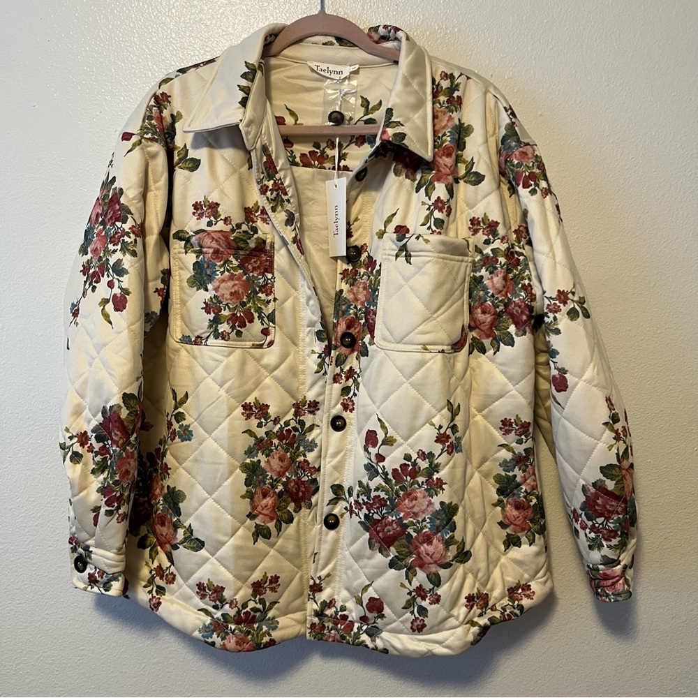 Taelynn Quilted Floral Button-Up Jacket in Cream and Rose Large / XL oversized